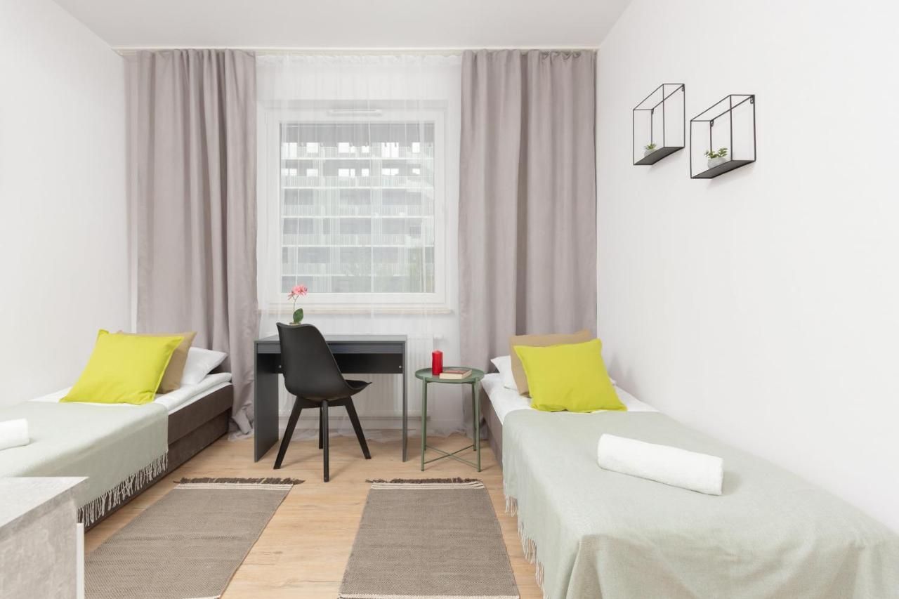 Stacja Wola Apartment Guminska By Noclegi Renters Warsawa Bagian luar foto